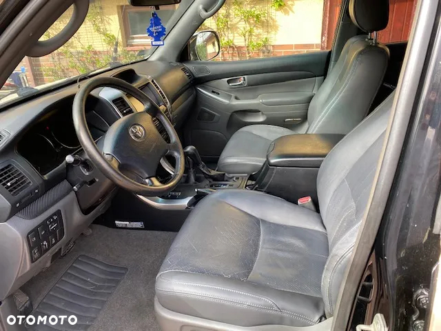 Toyota Land Cruiser 3.0 D Luna