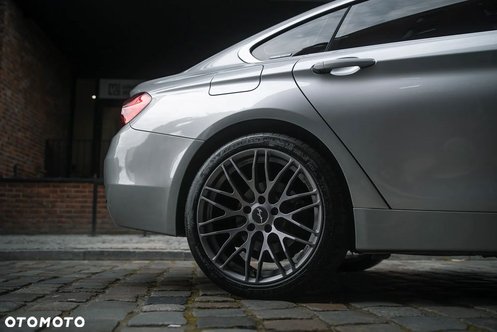BMW Seria 4 430i Gran Coupe Sport Line - 16