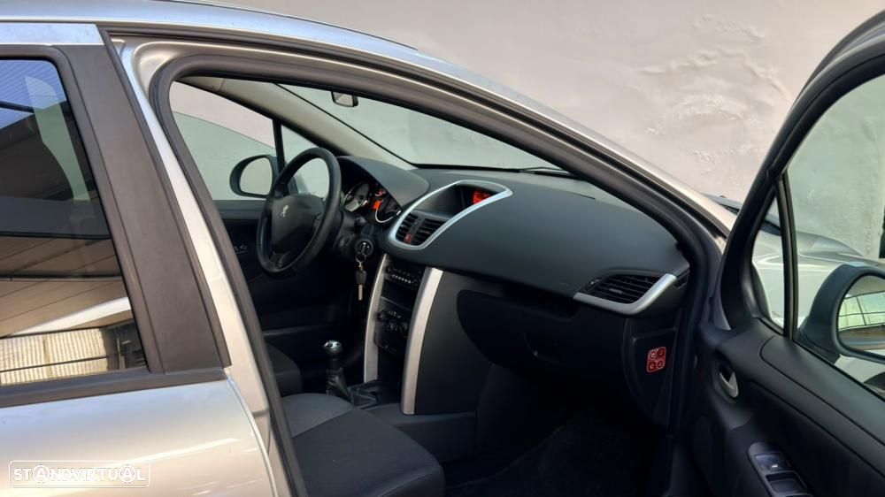 Peugeot 207 1.4 HDi Access - 17