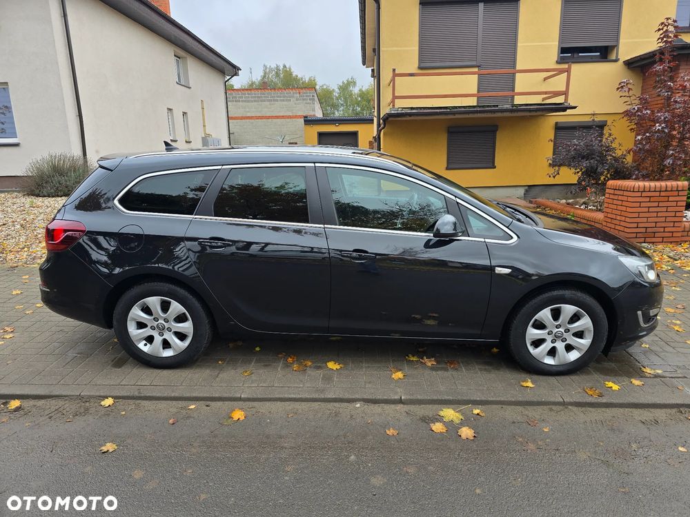 Opel Astra 1.6 D Start/Stop Sports Tourer 120 Jahre - 10