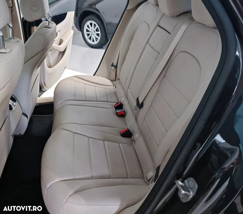 Mercedes-Benz GLC 220 d 4MATIC - 16