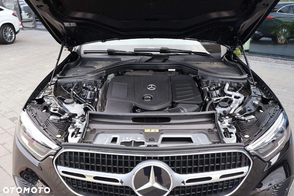 Mercedes-Benz GLC - 26
