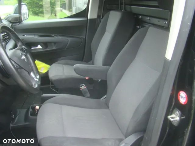Opel COMBO 1.5D MAXI FUL OPCJA WYPOSAŻENIA - 16