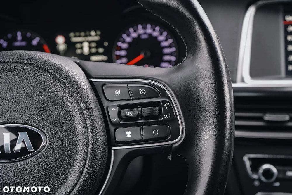 Kia Optima 1.7 CRDI XL DCT - 32
