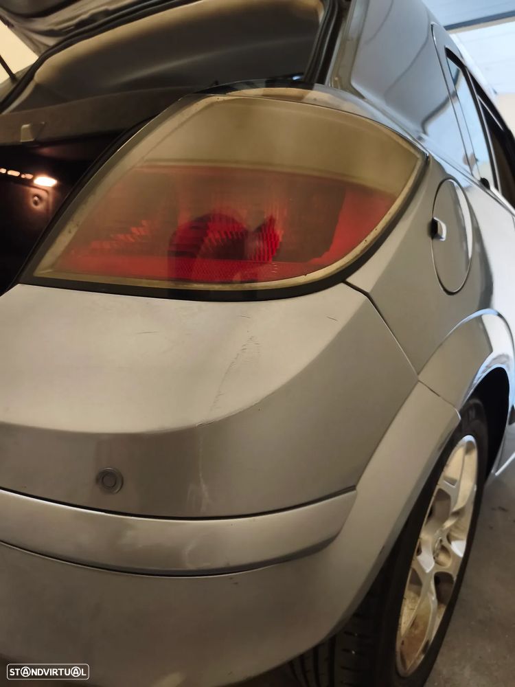 Opel Astra 1.7 CDTI Elegance - 15