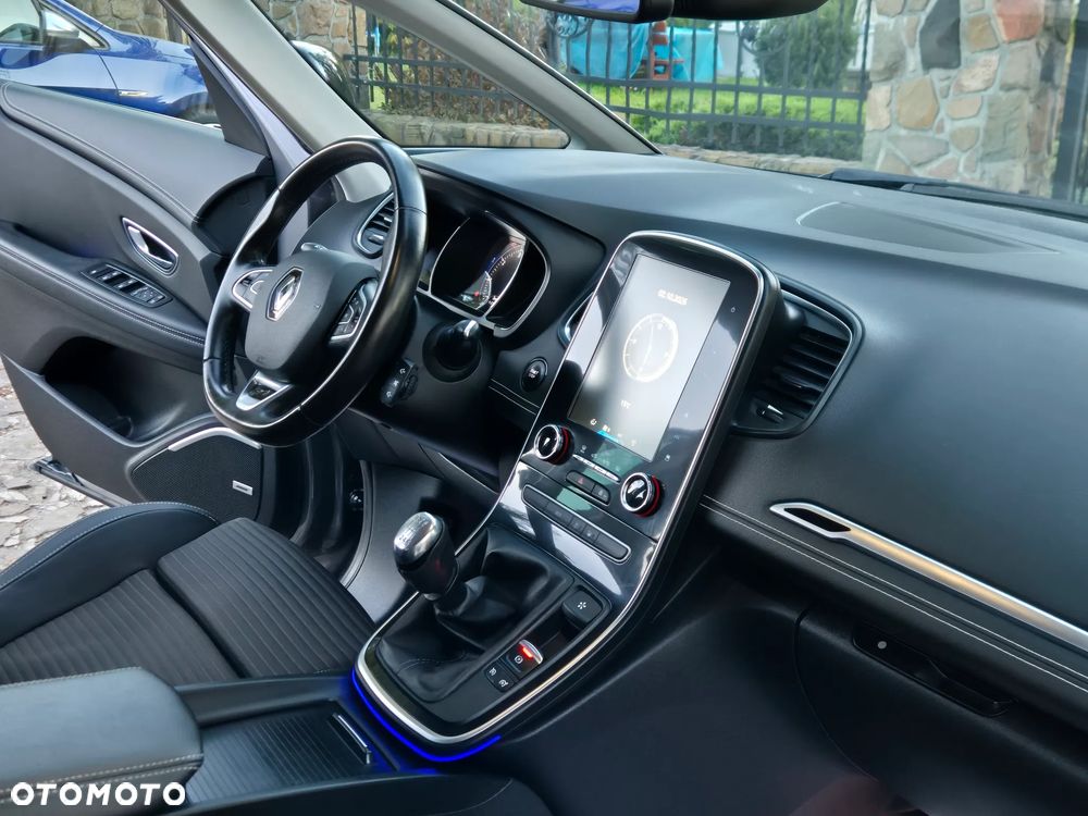 Renault Scenic TCe 140 GPF BOSE EDITION - 8