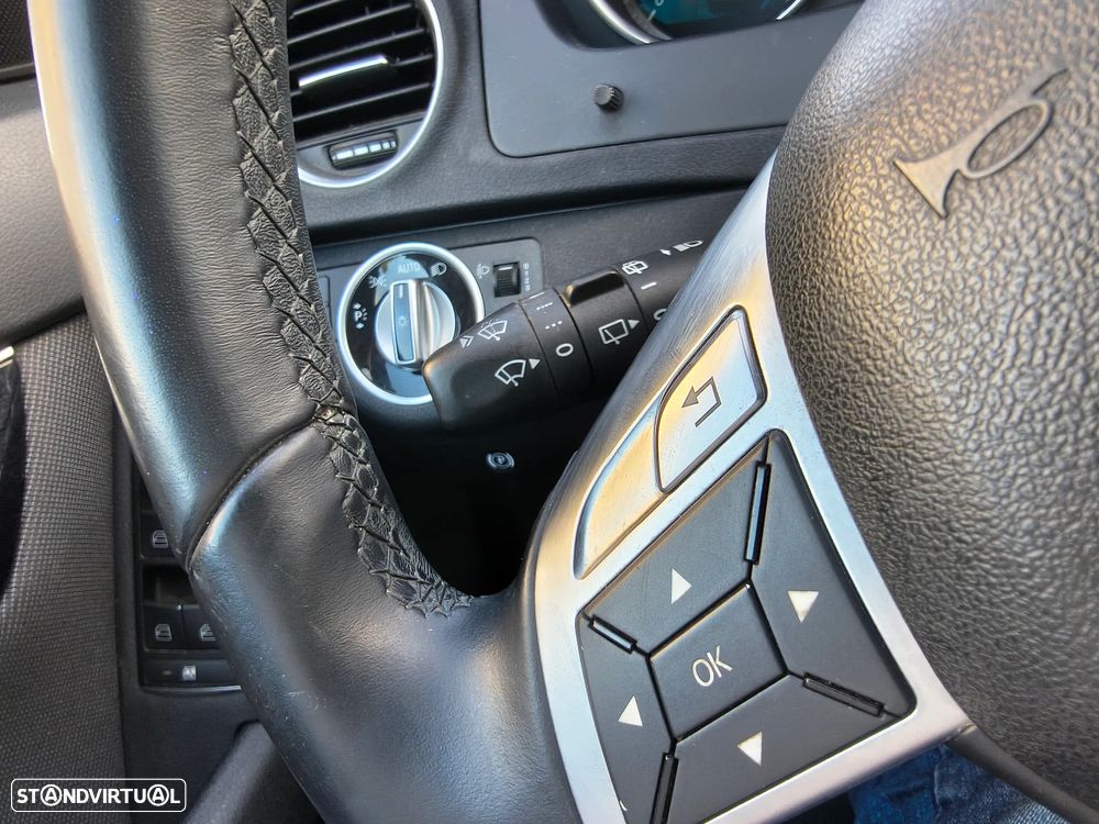 Mercedes-Benz C 220 Station CDI Avantgarde Edition - 27