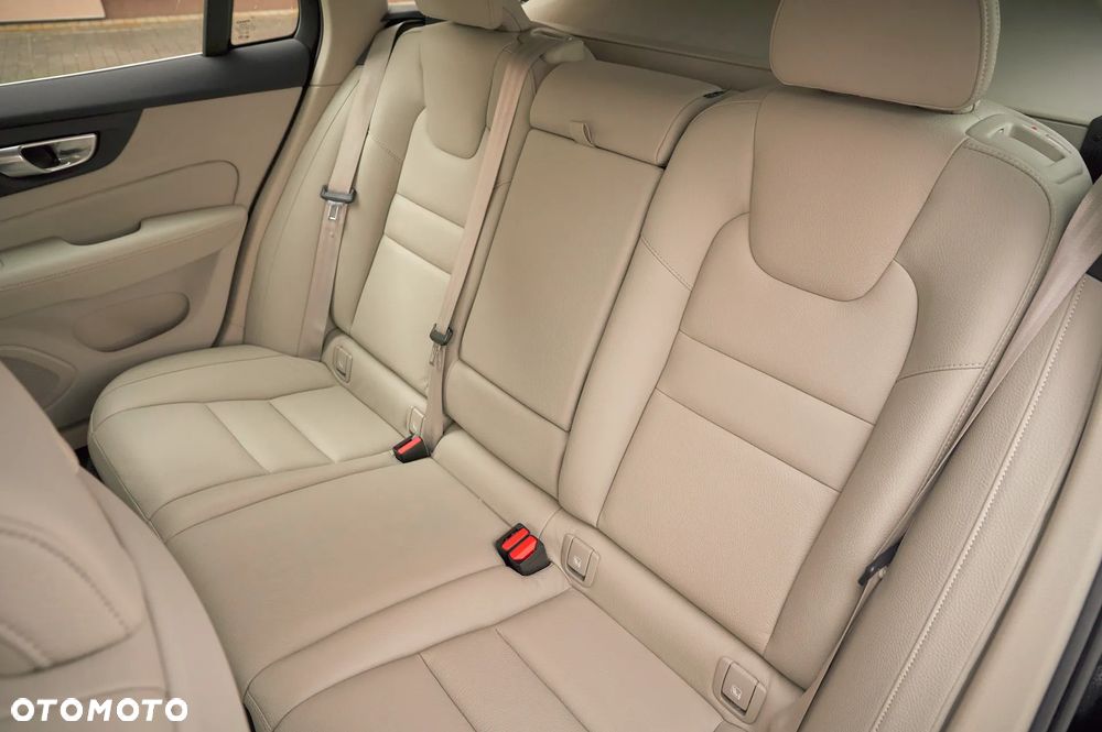 Volvo V60 B4 D Geartronic Inscription - 20