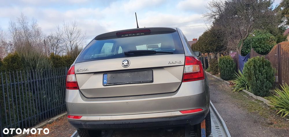Skoda RAPID - 4