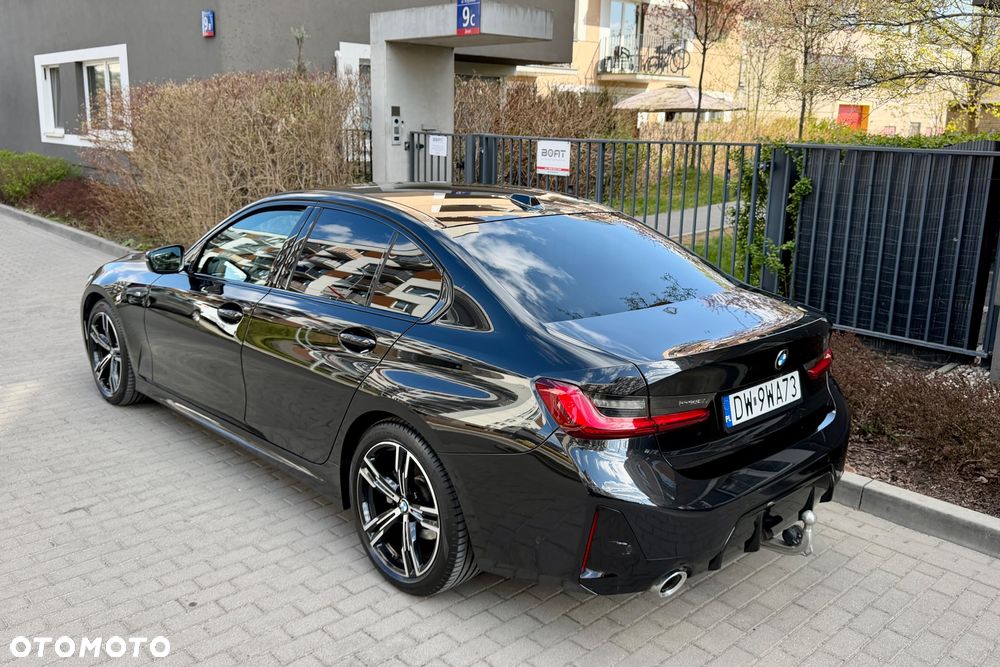 BMW Seria 3 320d M Sport - 3