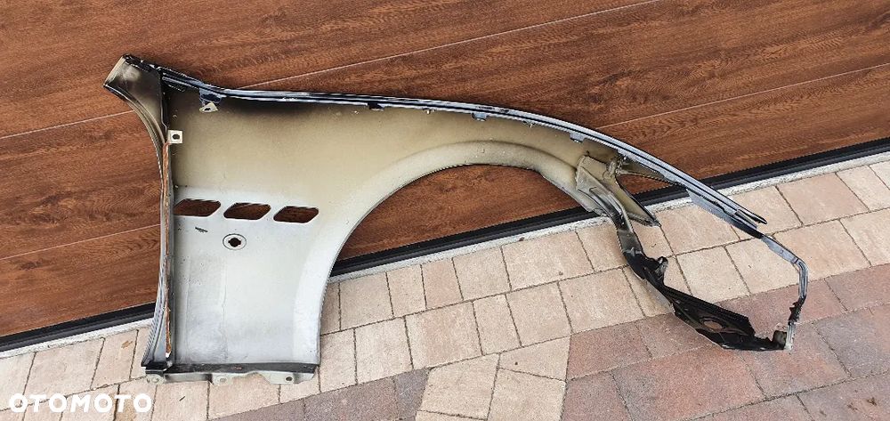 BŁOTNIK PRZEDNI LEWY MASERATI GRANTURISMO 4,7 S - 6