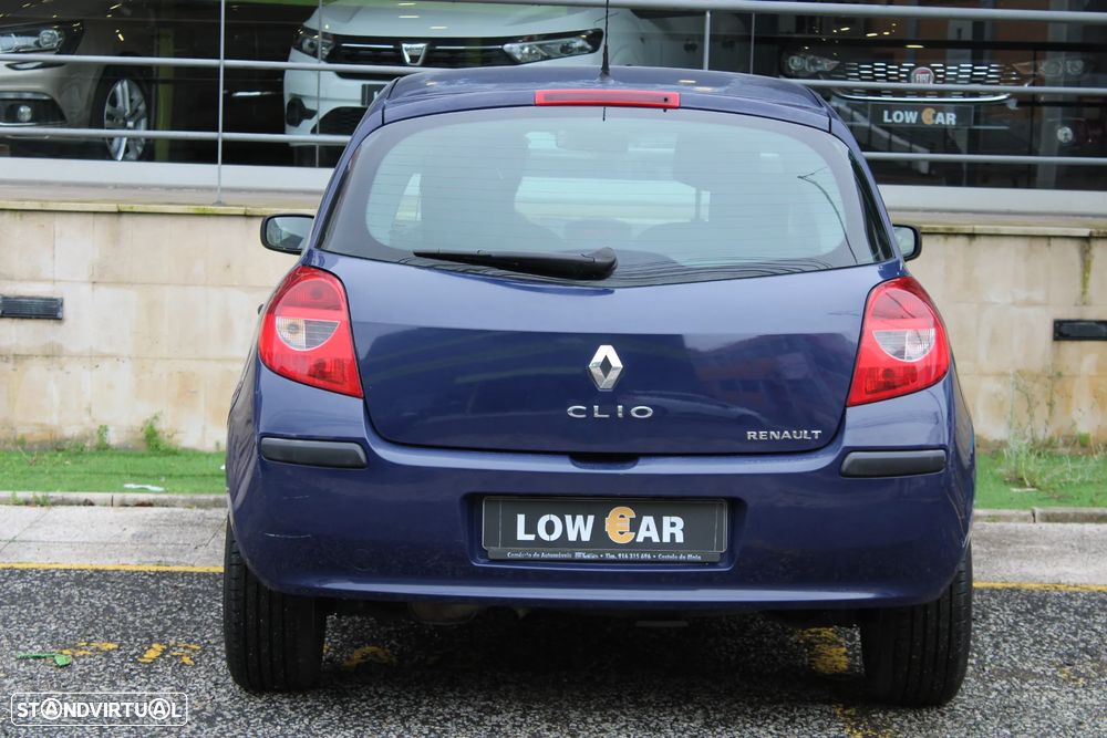 Renault Clio 1.5 dCi Confort - 9