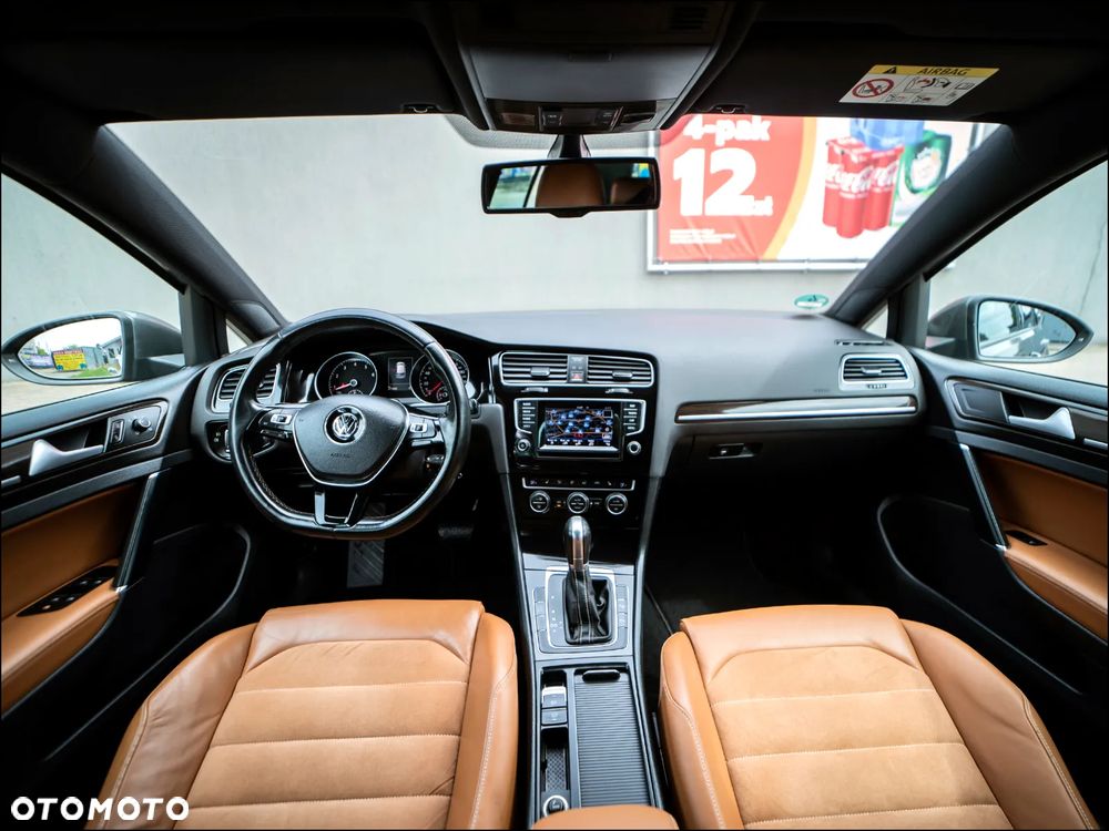 Volkswagen Golf - 7