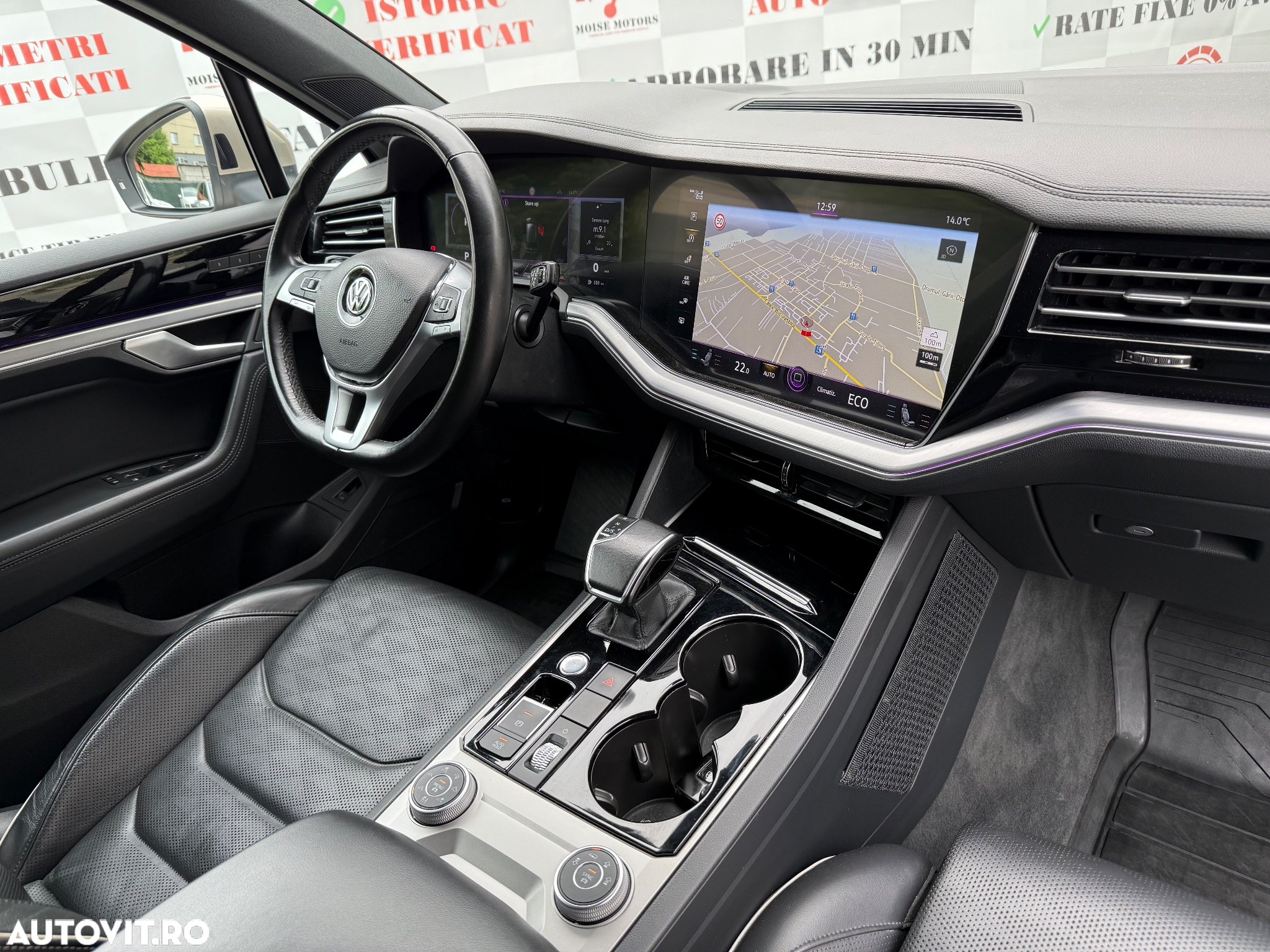 Volkswagen Touareg V6 TDI R-Style - 12