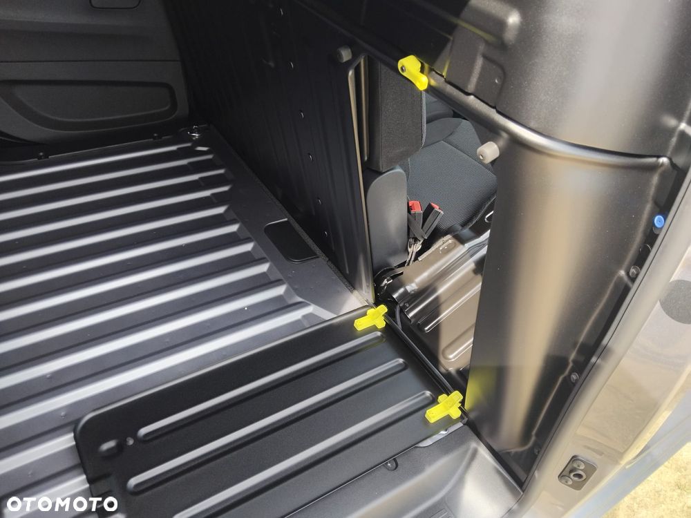 Opel Combo Cargo - 13