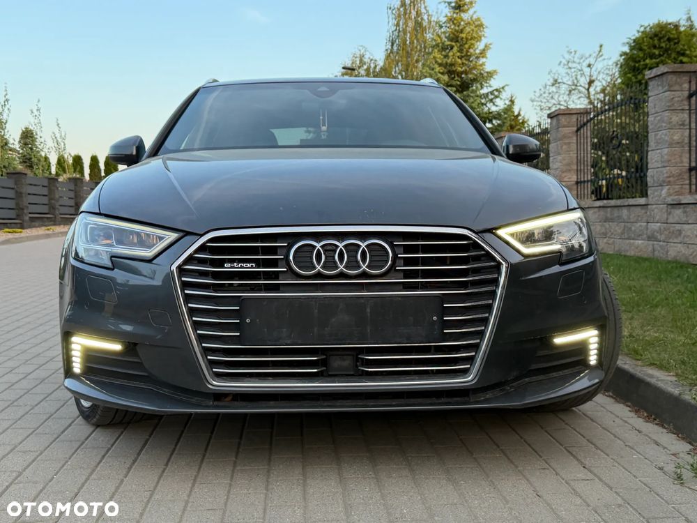 Audi A3 Sportback 1.4 TFSI e-tron S line Sportpaket - 29
