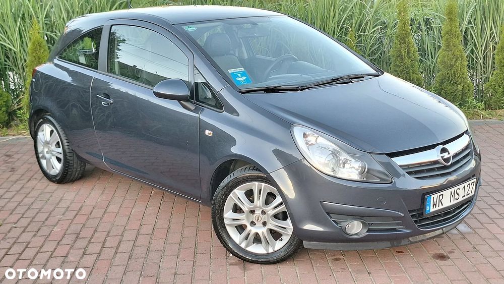 Opel Corsa 1.2 16V Silverline Easytronic - 2