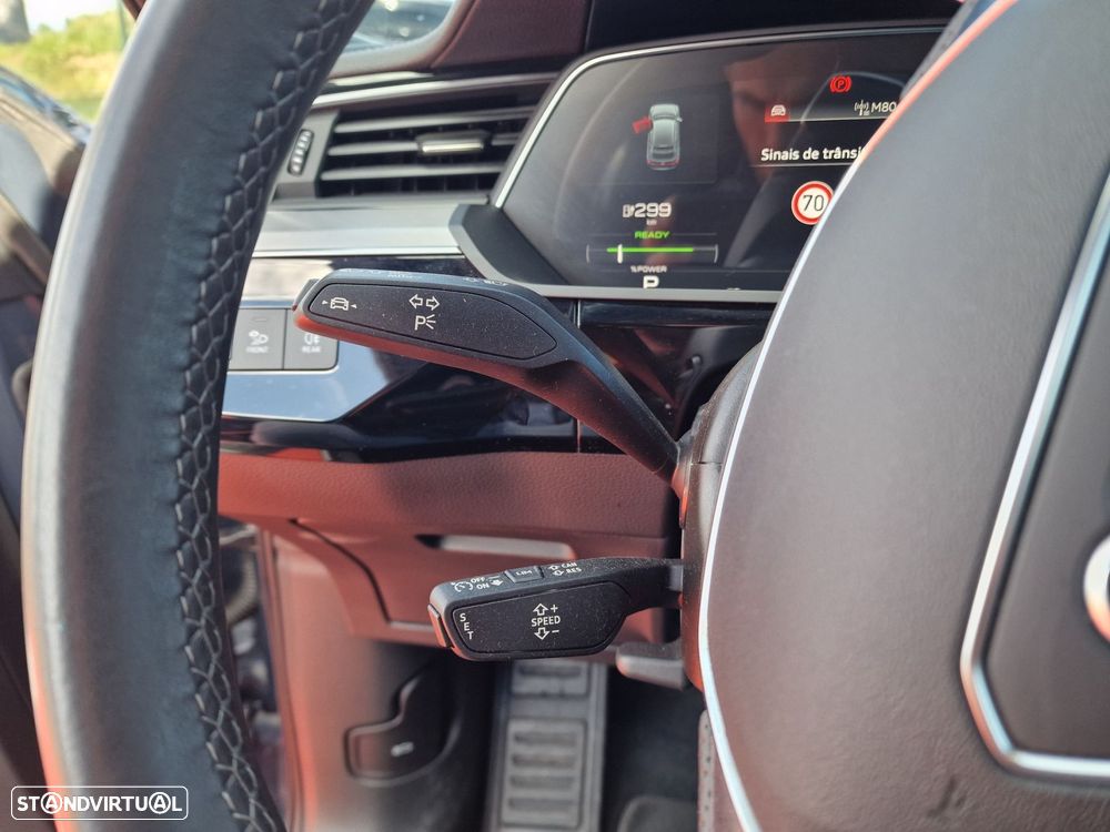 Audi Q8 e-Tron Sportback 50 quattro S line - 21