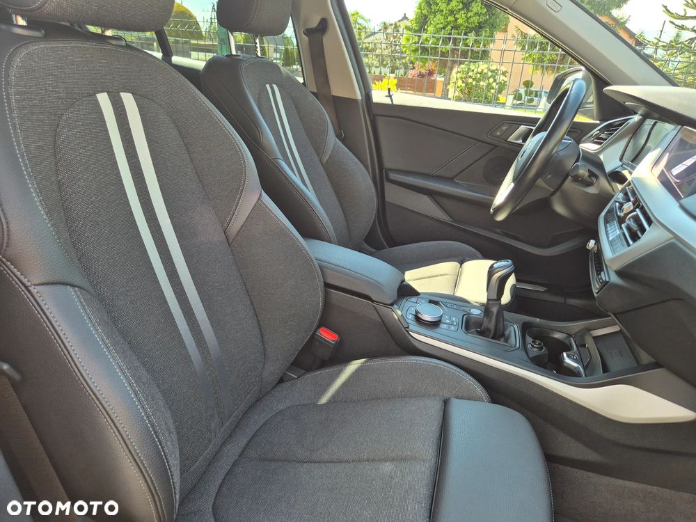BMW Seria 1 - 22