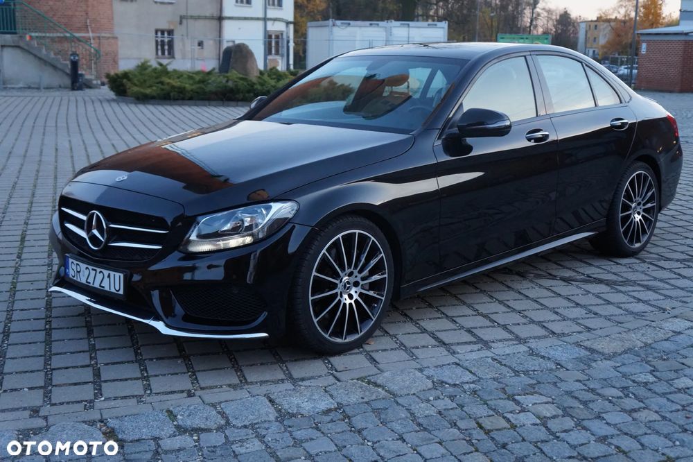 Mercedes-Benz Klasa C 300 7G-TRONIC AMG Line - 4