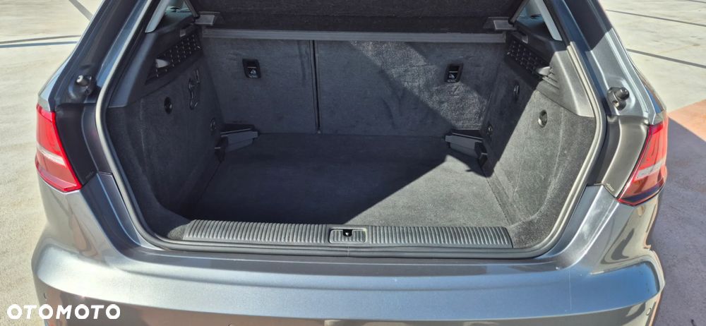 Audi A3 Sportback 1.6 TDI - 21