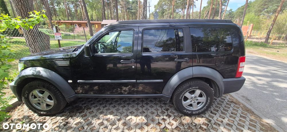 Dodge Nitro - 1