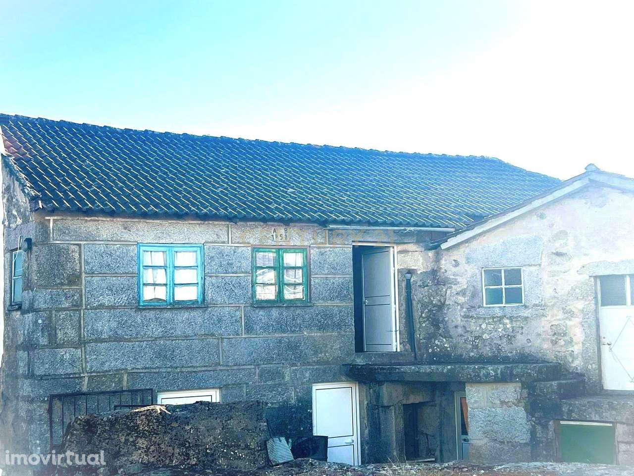 Moradia de granito em Granja do Paiva para reconstrução - Grande imagem: 4/18