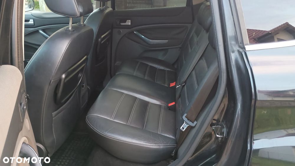 Ford Kuga 2.0 TDCi Titanium - 11