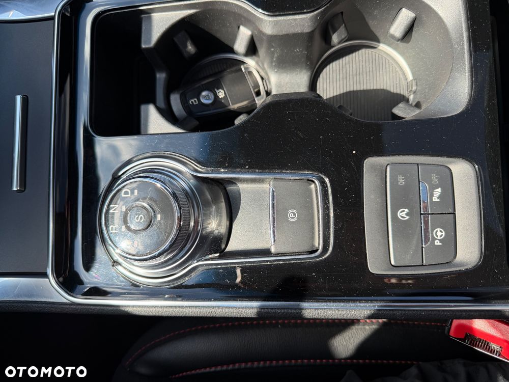 Ford Edge 2.0 TDCi Bi-Turbo 4x4 ST-LINE - 22