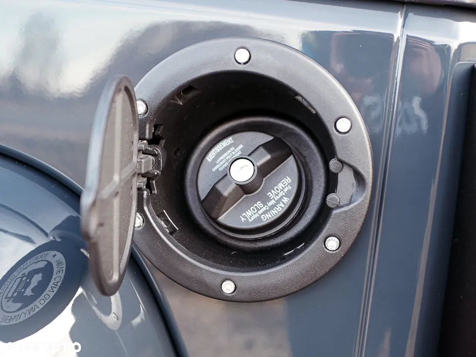 Jeep Wrangler - 17