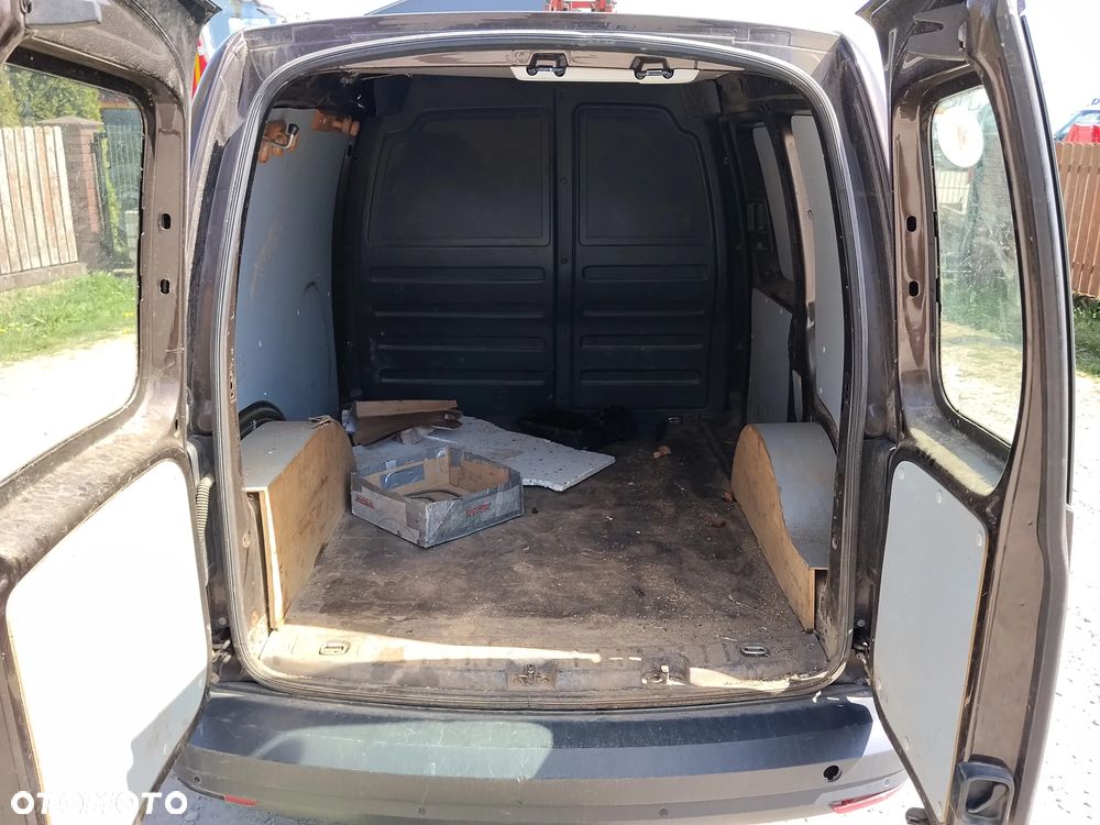 Volkswagen Caddy - 12