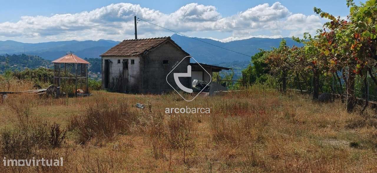 Casa para Recuperar com 7.500 m2 de Terreno – Távora (São Vicente) - Grande imagem: 4/21