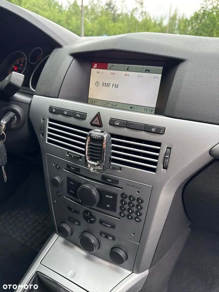 Opel Astra 1.6 NAVI - 16