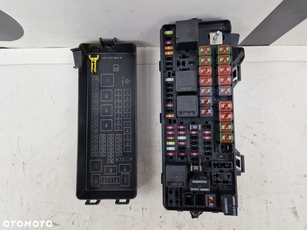 Skrzynka bezpieczników obudowa Maserati Ghibli 3.0 DIESEL - 2