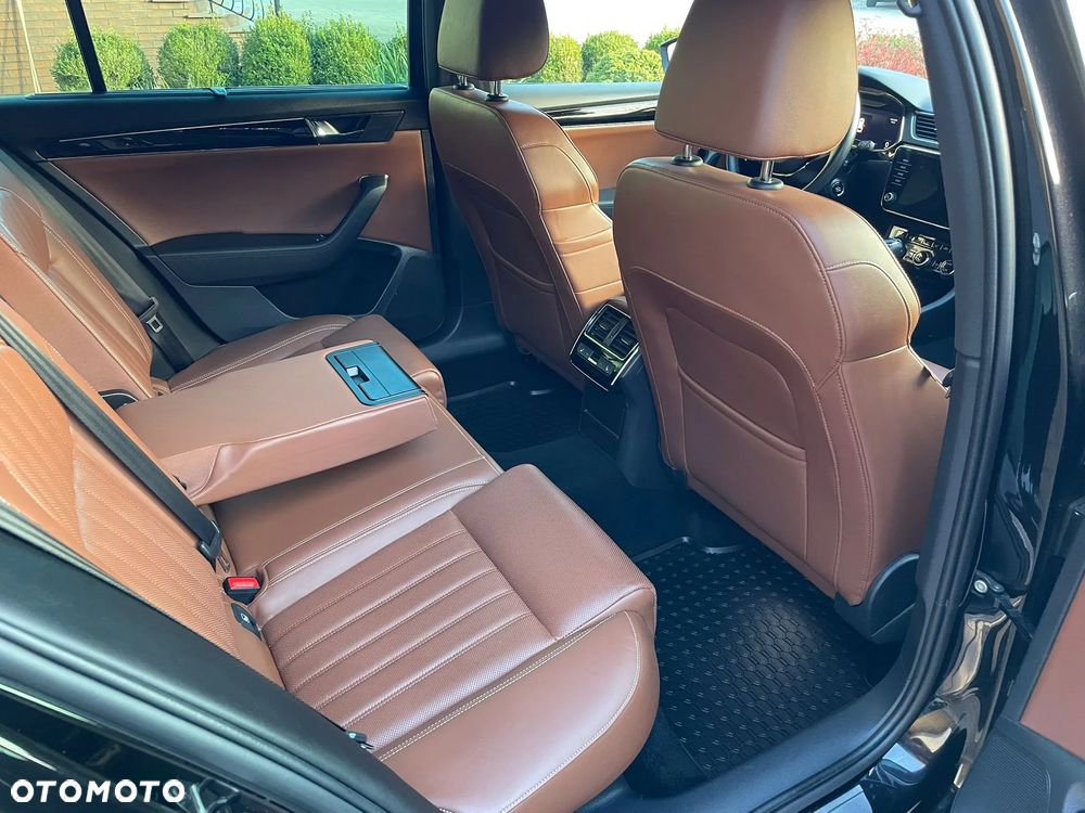 Skoda Superb 1.4 TSI Plug-In Hybrid L&K DSG - 11