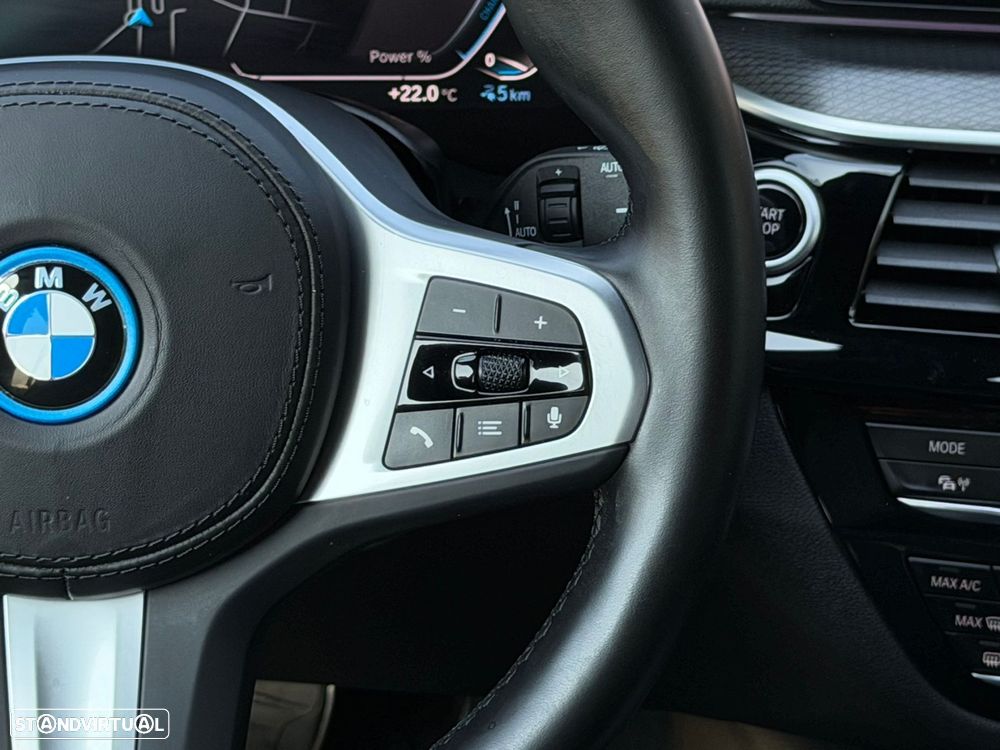 BMW 520 e Pack M - 36