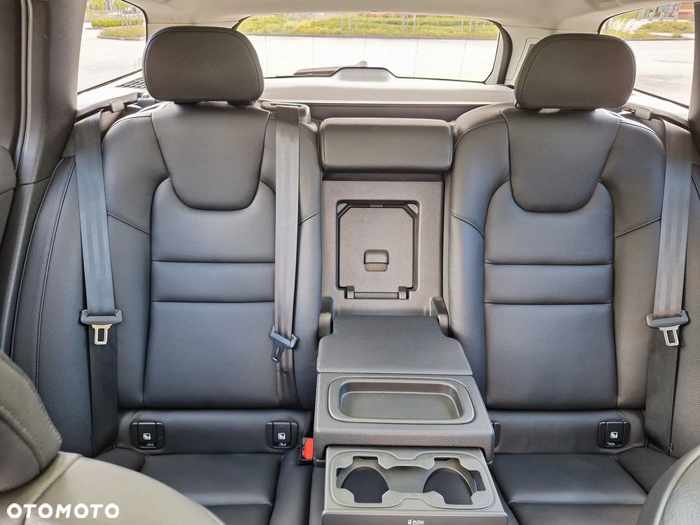 Volvo V60 D4 AWD Inscription - 28