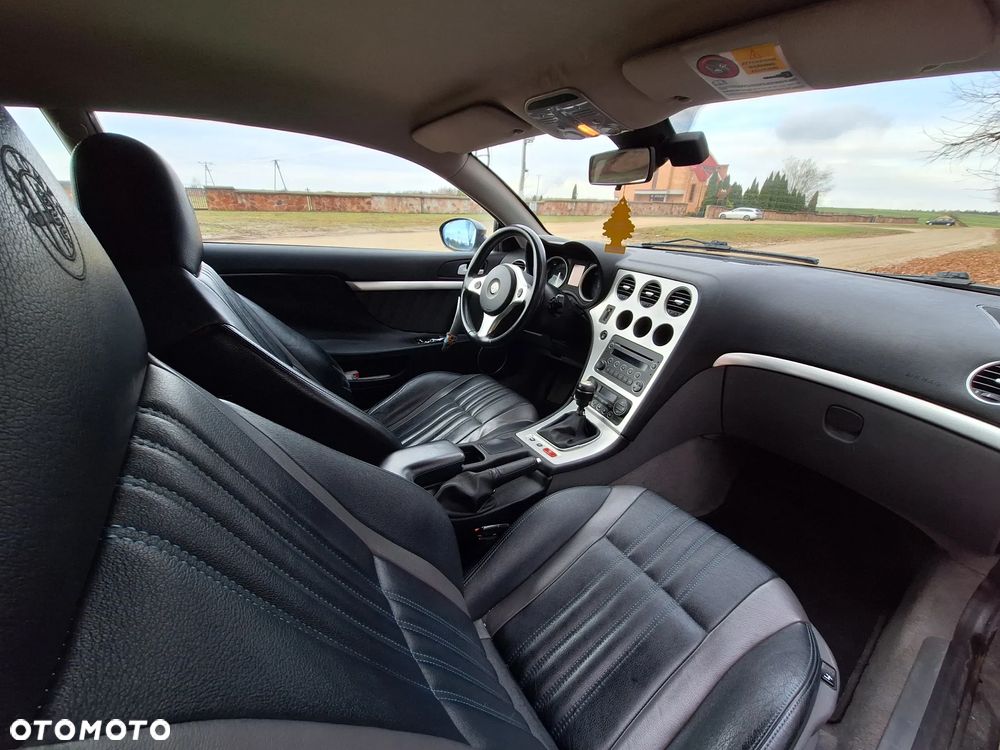 Alfa Romeo Brera 2.4JTDM - 16