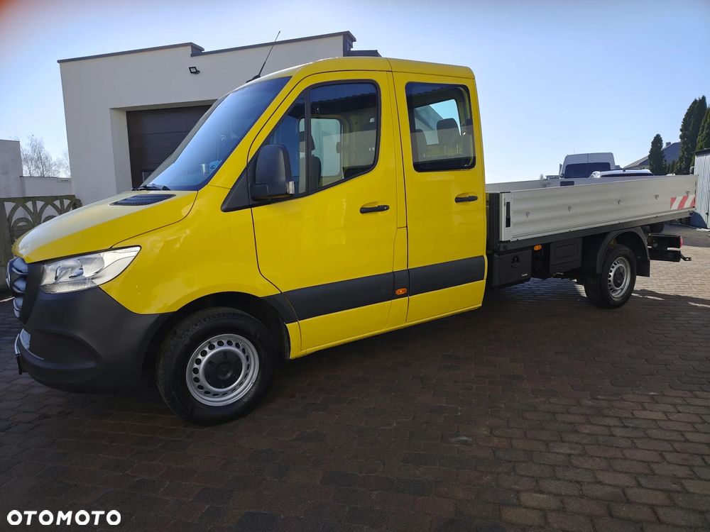 Mercedes-Benz SPRINTER 317 CDI 170KM MAXI LONG DOKA 6OSOBOWA SKRZYNIA KAMERA KLIMATRONIC NAVI COMMAND INTERNET HAK 3500 KG TEMPOMAT cały w oryginale Fotele KOMFORTY podgrzewane - 6