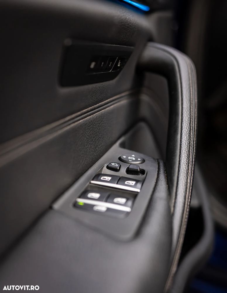 BMW Seria 5 - 16