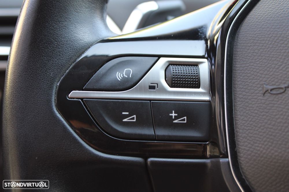 Peugeot 5008 PureTech 130 EAT8 Stop & Start Allure - 13