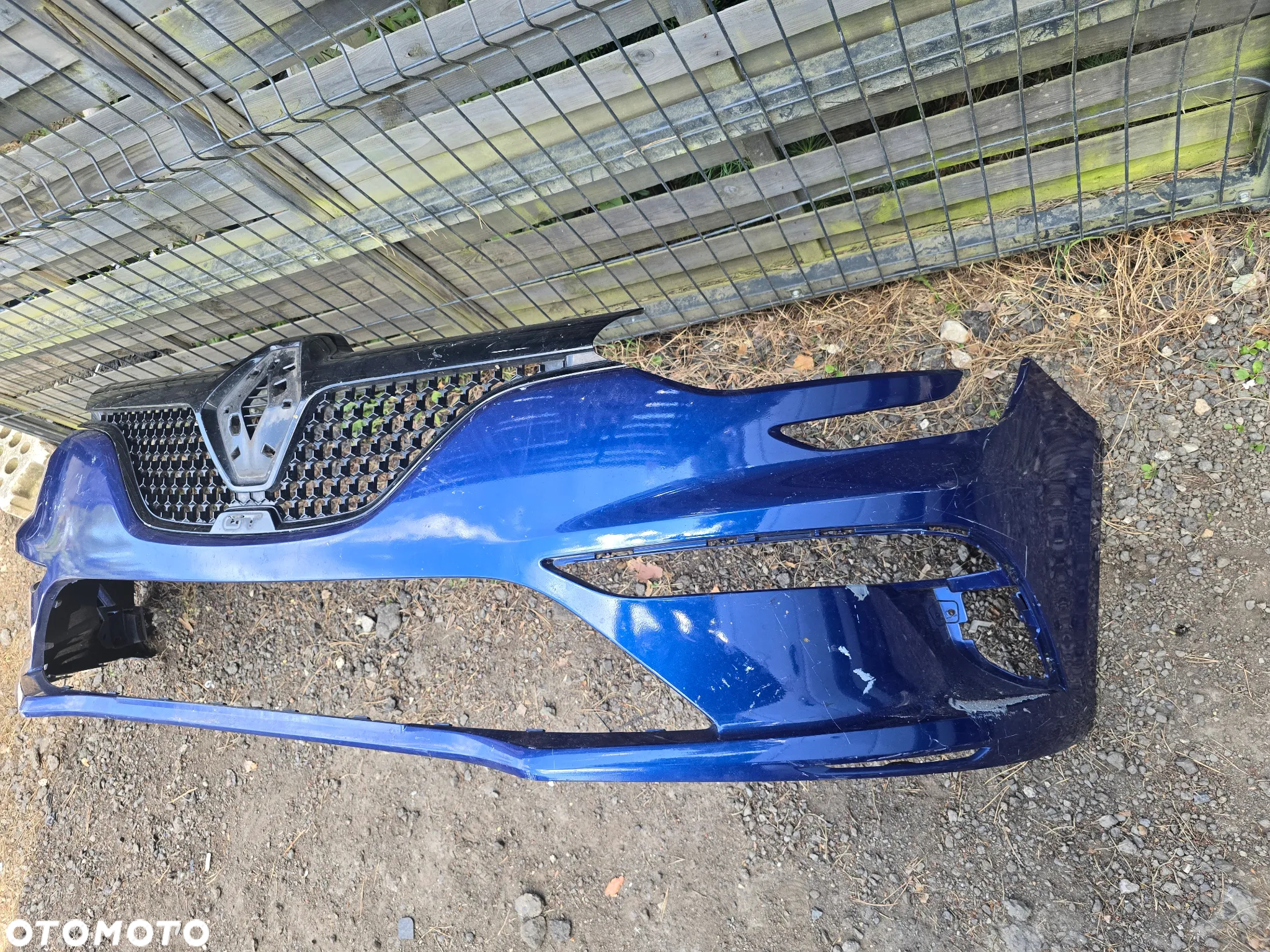 Renault megane IV Gt line zderzak przód grill bez pic - 3