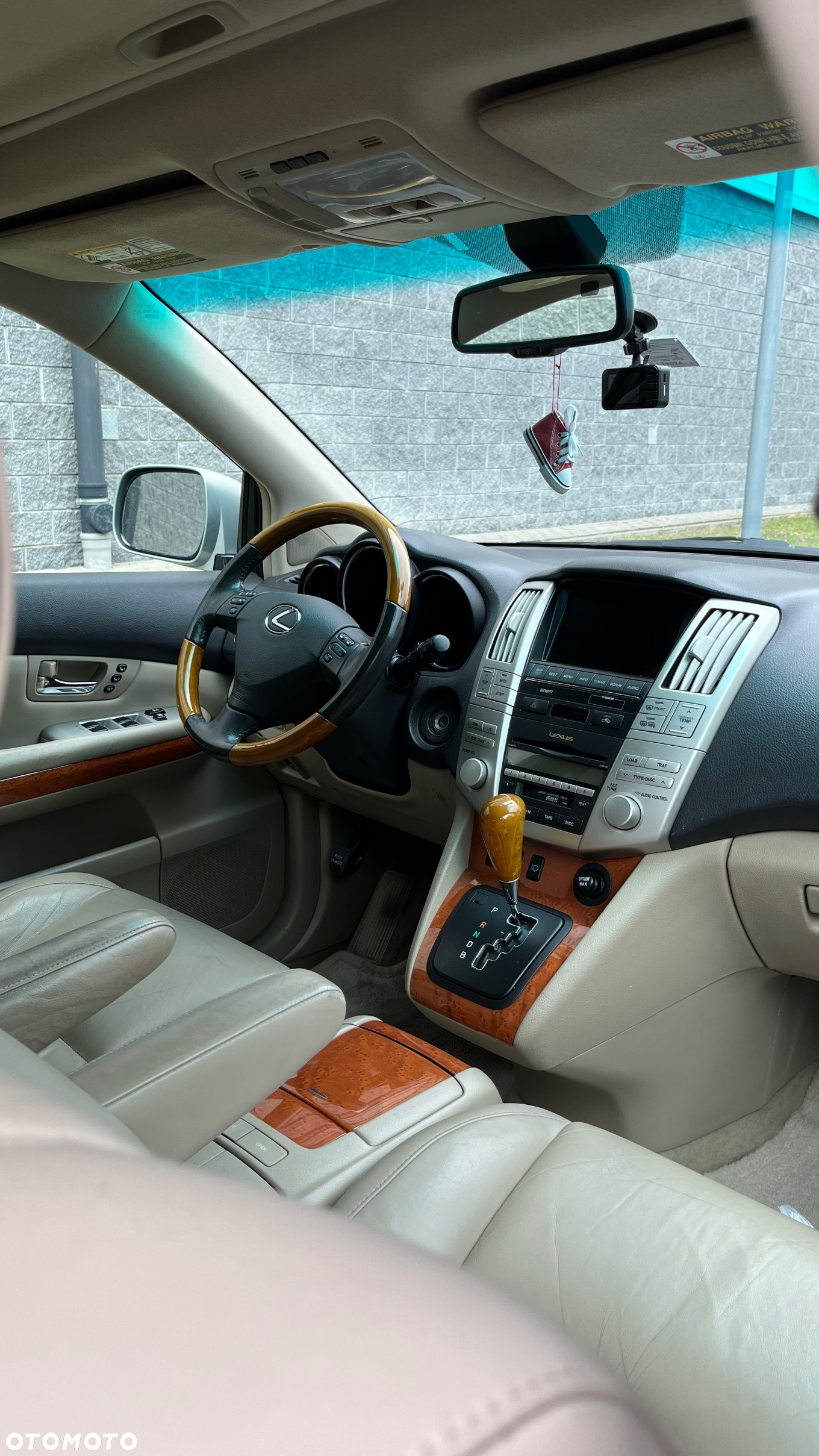 Lexus RX - 9