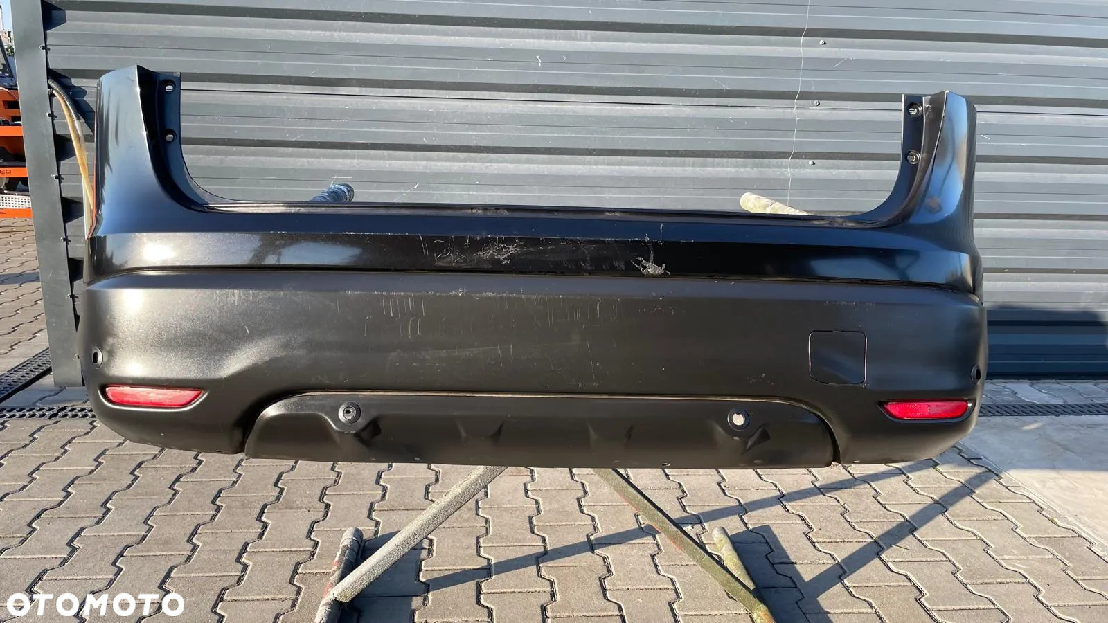 ZDERZAK TYŁ PDC NISSAN QASHQAI II J11 13-17 KOLOR Z11 G - 2