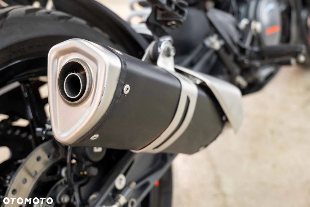 KTM Duke 125 - 16