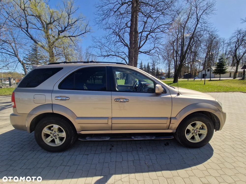 Kia Sorento - 2