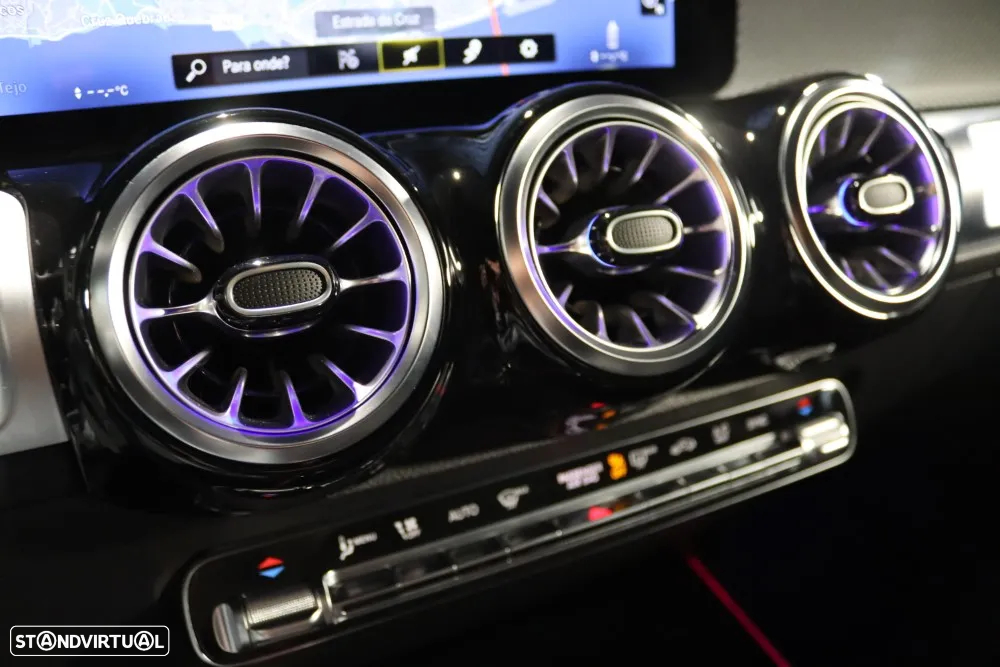Mercedes-Benz GLB 180 d AMG Line - 32