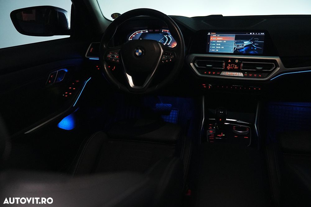 BMW Seria 3 320d Aut. Advantage - 36