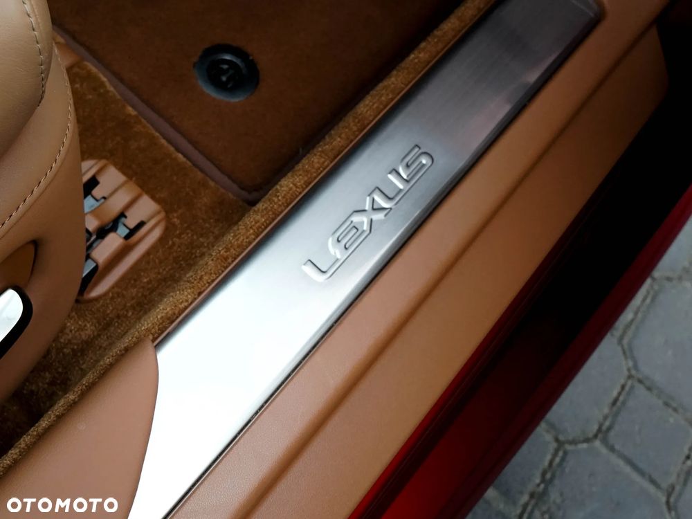 Lexus LC 500h Prestige - 23