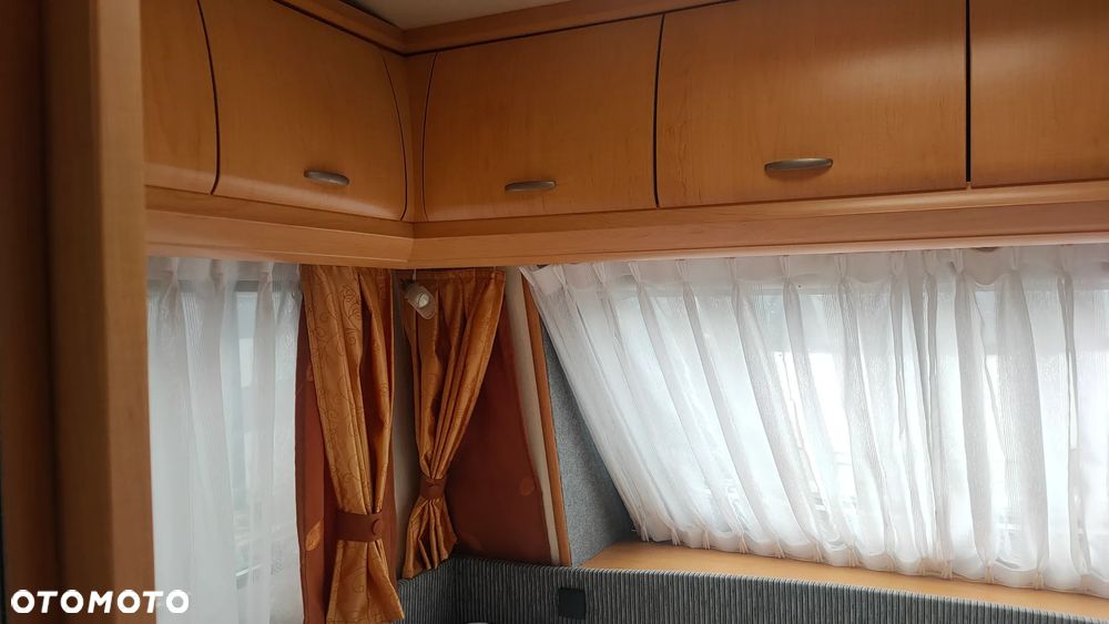 Hobby 440 Deluxe - 32